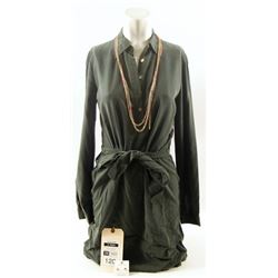 They Came Together Molly (Amy Poehler) Movie Costumes