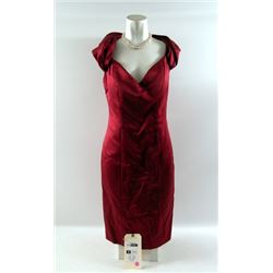 They Came Together Brenda (Melanie Lynskey) Movie Costumes