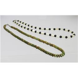 Lot of 2 Necklaces