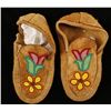 Image 1 : Native American Unlined Leather Beaded Moccasins