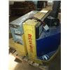 Image 9 : Lot of (3) Komatsu Electric Pallet Jacks