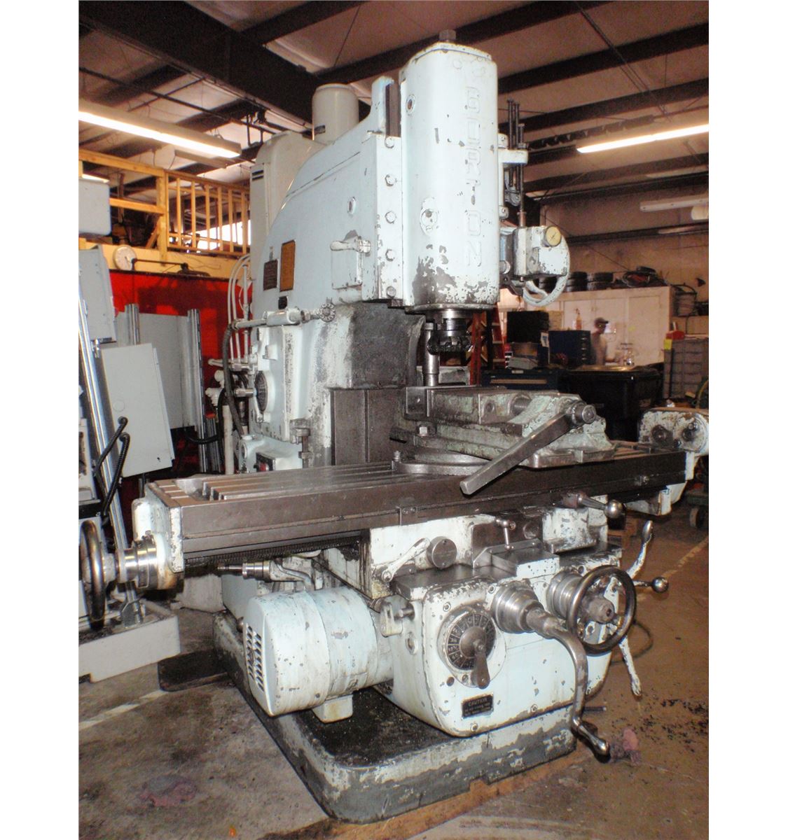 Gorton 2-28 Vertical Milling Machine