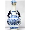 Image 1 : BEAUTIFUL RARE DEISGN CHINESE PORCELAIN VASE