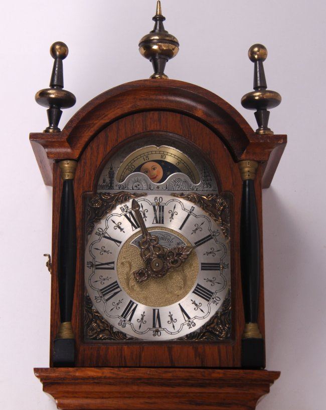 Early 20th Century Wuba Dutch Warmink Wall Clock. This