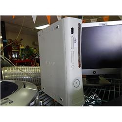 XBOX 360 - WHITE- ST