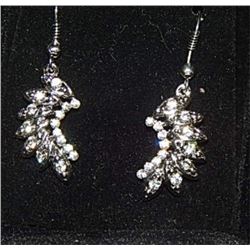 EARINGS - SILVER TONE WITH RHINESTONES - FEATHER BANDS