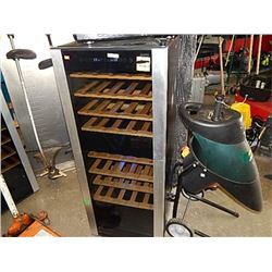 TALL SANYO WINE COOLER - WORKING