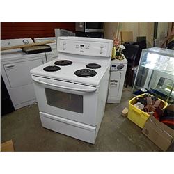 STOVE - WHITE KENMORE