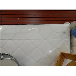 QUEEN MATTRESS - MEMORY FOAM - REALLY THICK"mirror