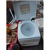 Image 2 : PORT-A-POTTIE