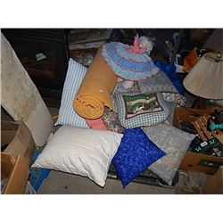 SKID OF ASSORTED CUSIONS, PILLOWS AND ROLL OF FOAM