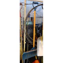 SNOW SHOVEL