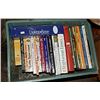 Image 1 : CRATE OF BOOKS