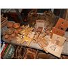 Image 1 : LARGE LOT OF ASSORTED WOOD CRAFTED ITEMS - INCLUDING MOUSE TRAPS