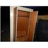 Image 2 : LARGE CLOSET - WITH HANGING ROD AND 2 MIRRORS IN BOTTOM