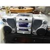 Image 1 : VENTURER 3 PC STEREO