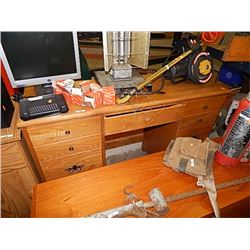 DOUBLE PEDESTAL DESK