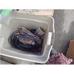 TOTE OF STEREO WIRE ETC