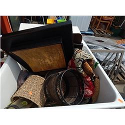 CONTENTS IN LAUNDRY SINK