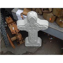 CONCRETE - LARGE CROSS