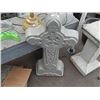 Image 1 : CONCRETE - LARGE CROSS