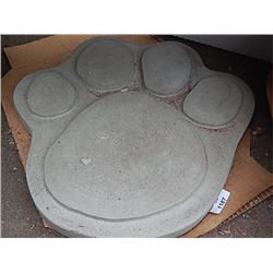 CONCRETE - PAW - MED - CLAW