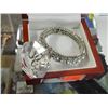 Image 3 : LARGE RINGS - 1 CITRON COLORED GLASS SOLITAIRE (1 1/4") RING 1 ½" & 1 CLEAR PLASTIC SOLITAIRE (1 1/4