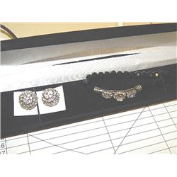 RHINSTONE BRACLET AND EARINGS SET