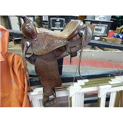 WESTERN SADDLE - GREAT CONDITION