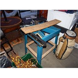 HEAVY METAL TOOL STAND