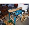 Image 1 : HEAVY METAL TOOL STAND