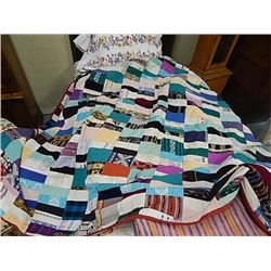 HAND CRAFTED PATCH WORK QUILT - SINGLE BED