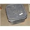 Image 1 : BUCKET OF POWDER GROUT