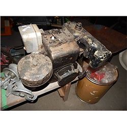 BRIGGS & STRATON GAS ENGINE - WORKING