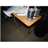 Image 1 : SMALL TABLE