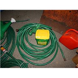 GARDEN HOSE WITH MIRACLE GROW AND SPRAYER