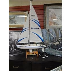 REMOTE CONTROL SAIL BOAT - WITH REMOTE - WORKING