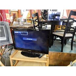 SAMSUNG 32" T.V WITH REMOTE