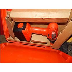 B & D CORDLESS DRILL, BATTERY  - NO CHARGER - 18 VOLT