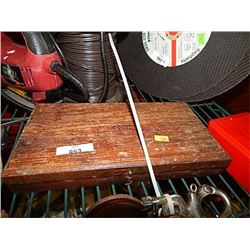RETRO WOOD BOX WITH TAP & DIE SET