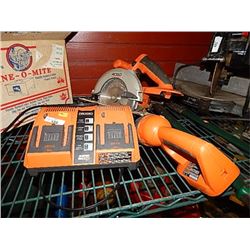 RIDGID KIT - 18 VOLT - SKIL SAW, DRILL, FLASHLITE CHARGER - 2 BATTERIES