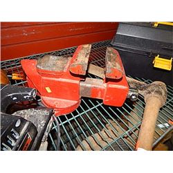 LARGE RED BENCH VICE