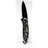 Image 2 : FOLDING KNIFE W/ SKULLS