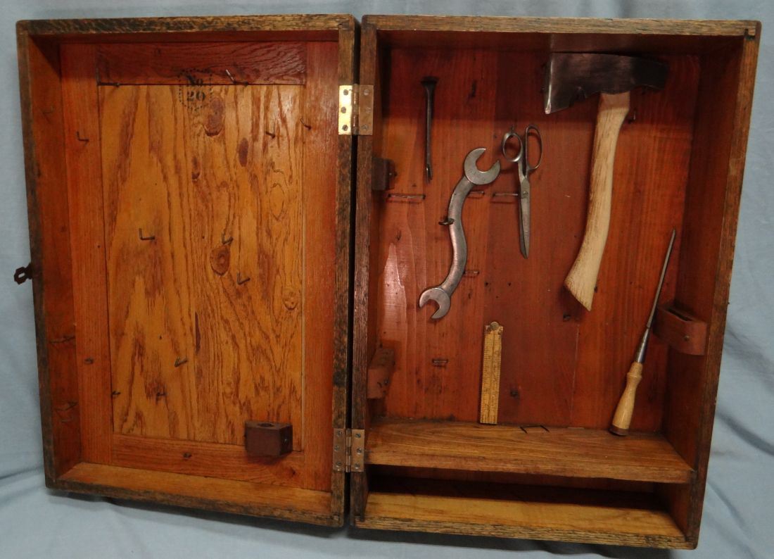 Keen Kutter Wall Mount Display Cabinet Oak 27 H X 19 W X 9 D