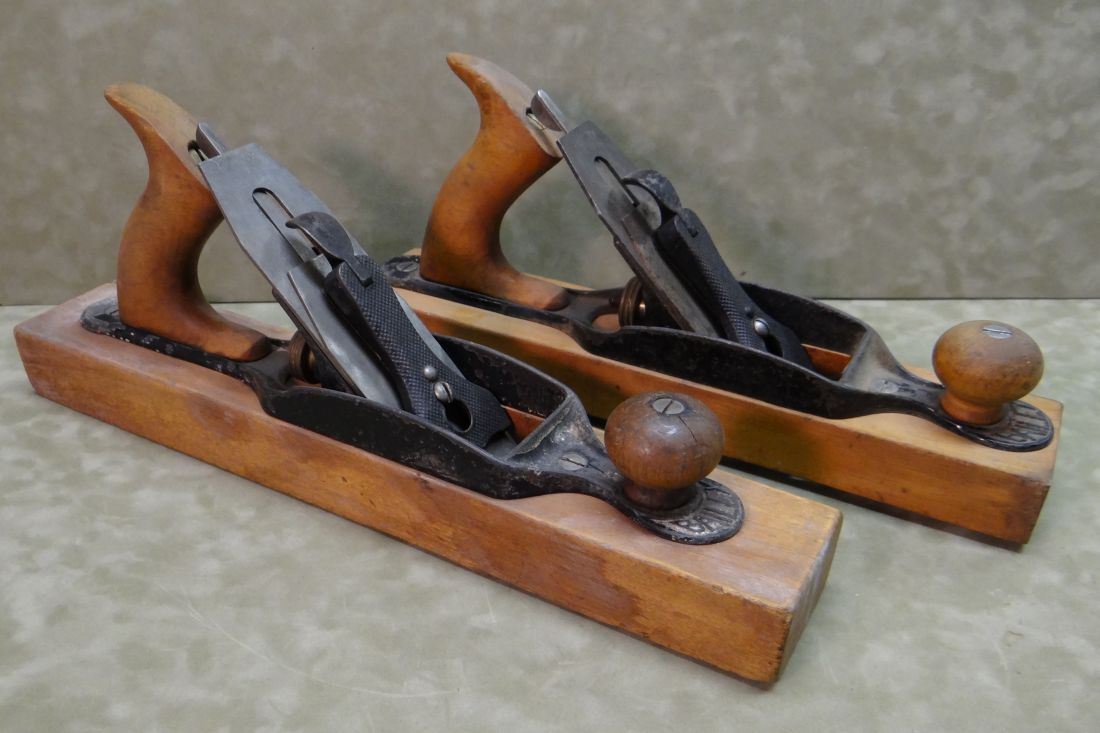 2 Bailey wooden hand planes,