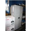 Image 1 : SUNCAST PLASTIC STORAGE CABINET