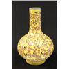 Image 1 : Chinese Vase Yellow Ground