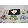 Image 8 : Porcelain & shell floral brooches & earrings