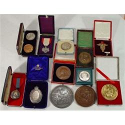 Selection of commemorative coins and medals including National Artillery Association, Imperial Se…