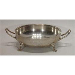 Mappin & Webb twin handled silver dish, Sheffield, 1905…